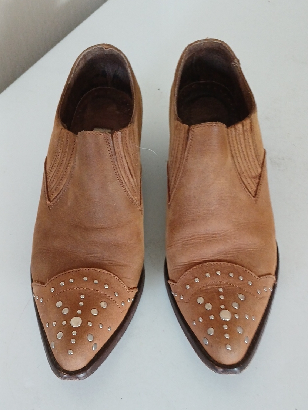 GUESS Tan Leather Studded Slip-On Mules